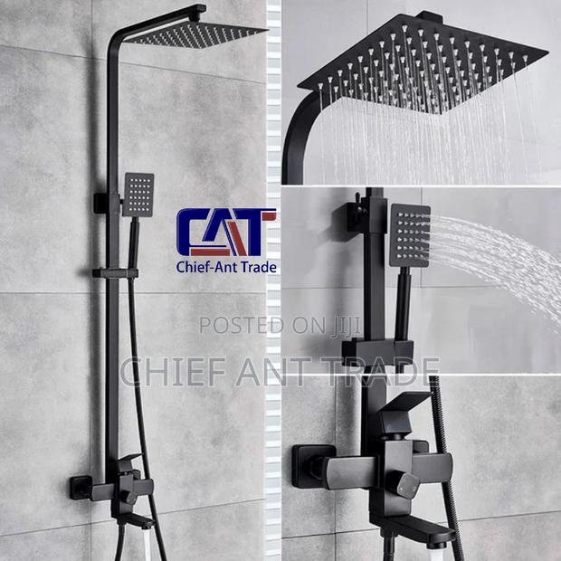 Black Hot and Cold Shower · Photo 4