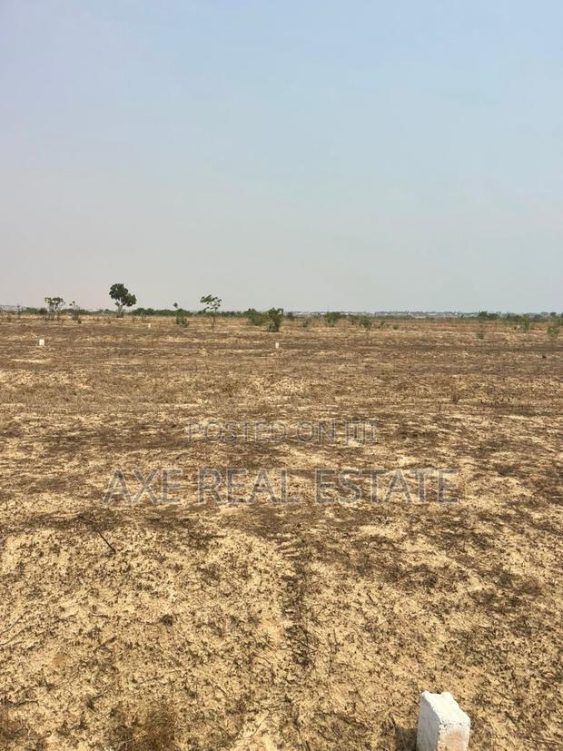 Cool Deals on Titled Lands · Photo 4