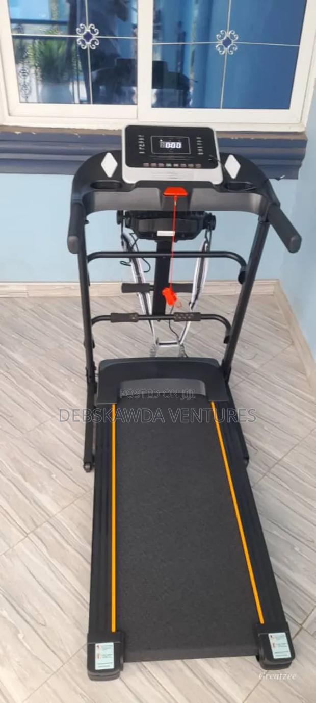 Treadmill 120kg With Music Function and Massager(Foldable) · Photo 4