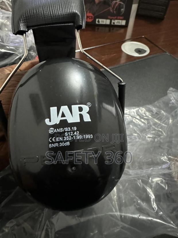 Jar Earmuffs · Photo 4
