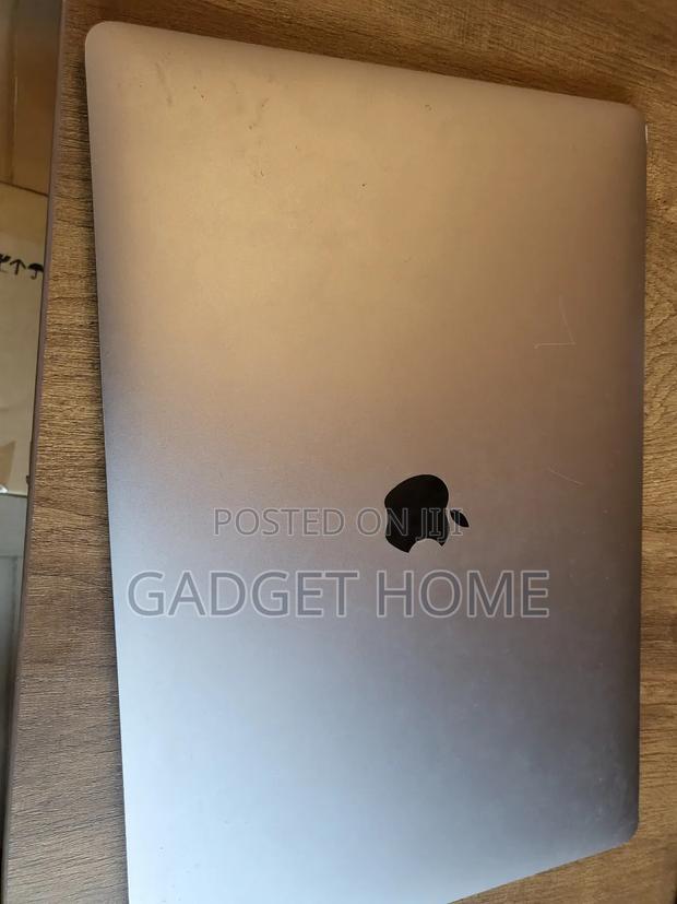 Laptop Apple MacBook Pro 2019 16GB Intel Core I7 SSD 512GB photo 5