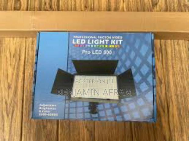 Adjustable Brightness Video Led Light · Photo 4