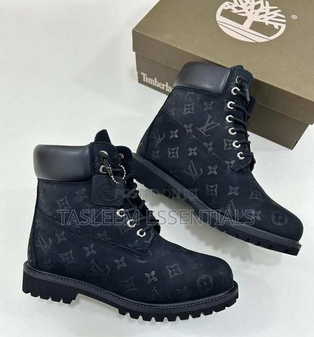 Timberland Boots photo 2