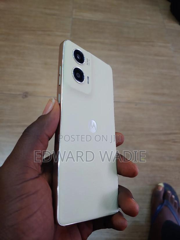 New Motorola Moto G Stylus 5G (2024) 256 GB Gold photo 3