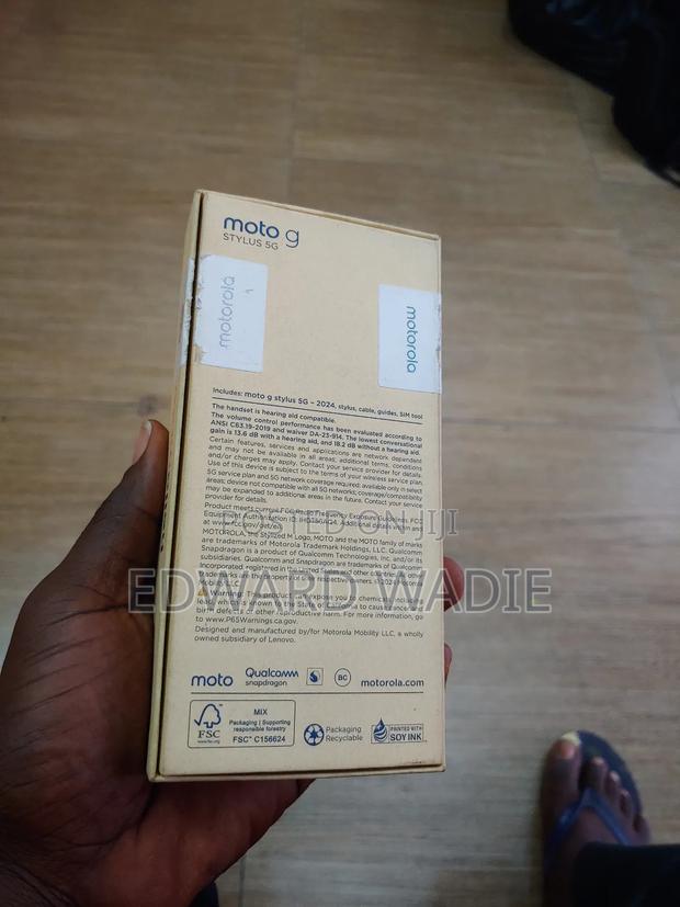 New Motorola Moto G Stylus 5G (2024) 256 GB Gold photo 6