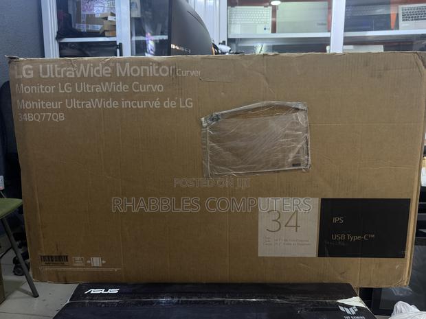 Lg 34” Ultrawide Curved Gaming Monitor photo 3