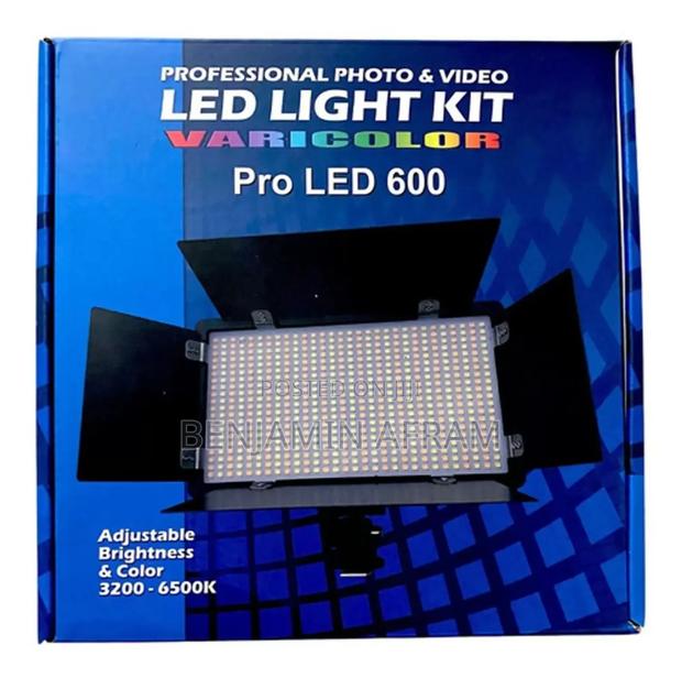 Pro Led Light and Adjustable Brightness · Photo 4