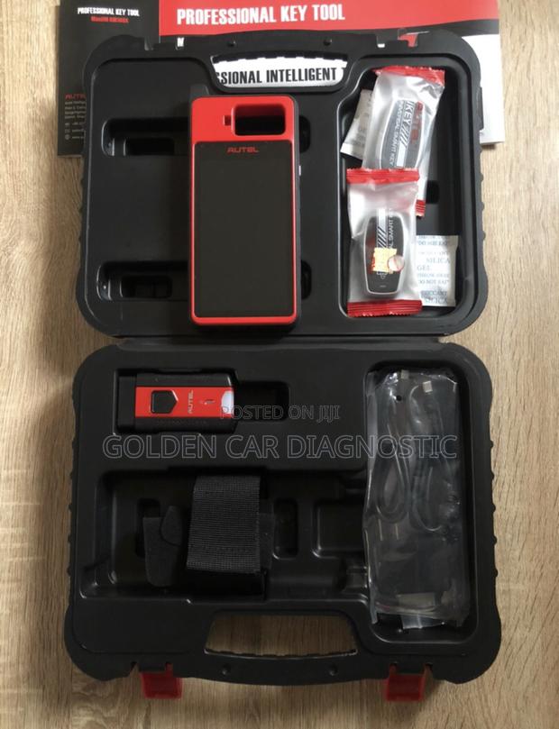 Autel Maxiim Km100x Obd2 Key Programmer Tool photo 4