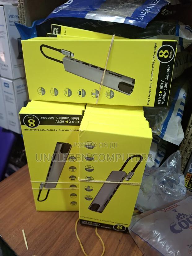 Docking Station 8in1 · Photo 4