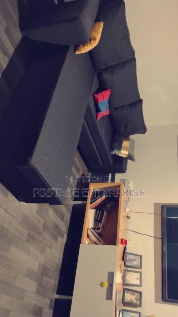 L Shape Sofa With Table · Photo 2