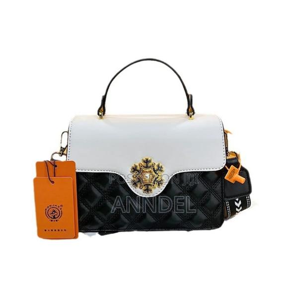Beautiful Bag photo 2