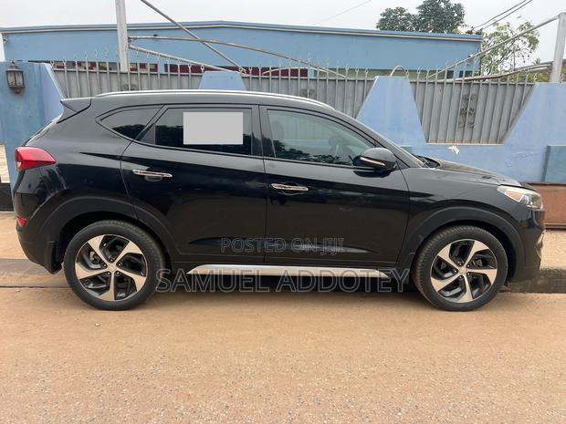 Hyundai Tucson 2016 Black