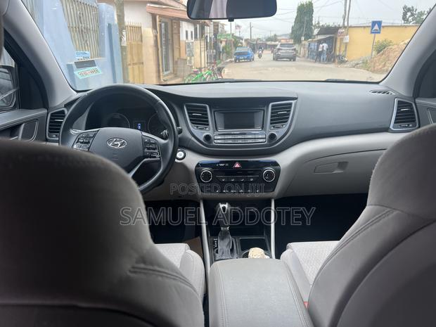 Hyundai Tucson 2016 Black