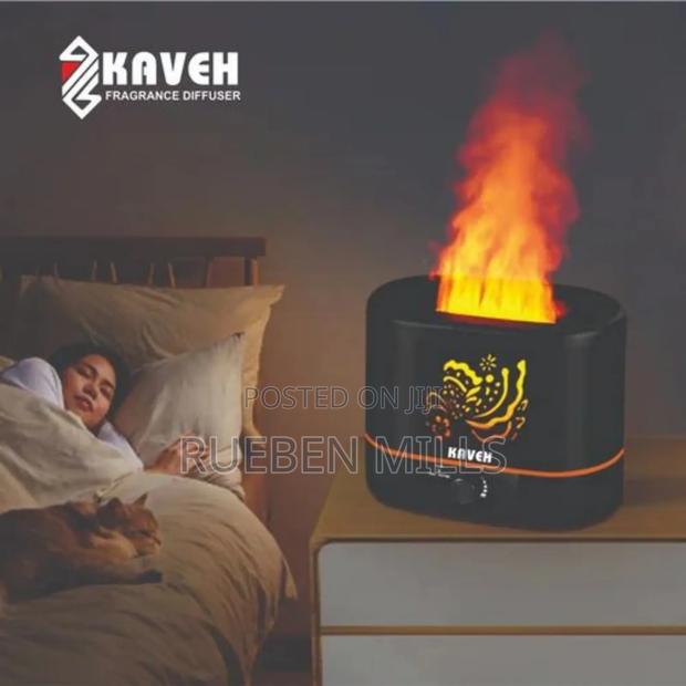 Large Size 2.0 Litres Plastic Flame Diffuser Humidifier · Photo 4