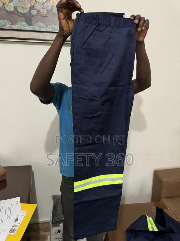 Safety Uniform · Photo 2