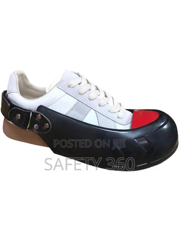 Steel Toe Shoe Cover · Photo 3