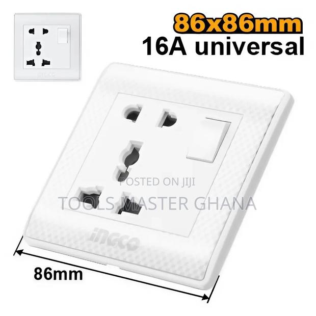 Universal Socket With Switch - Hesst1116a · Photo 2