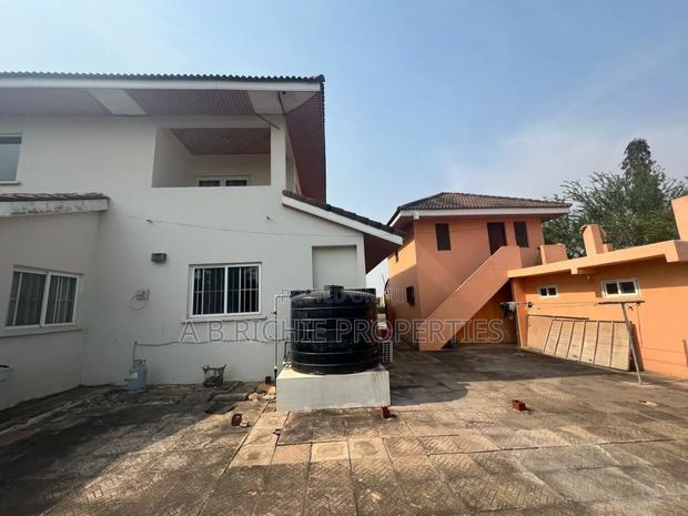 4bdrm House in Ab Richie Properties, East Legon for sale · Photo 3