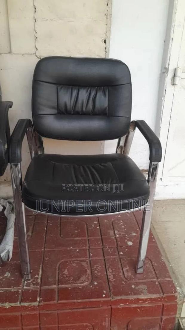 Visitors/ Waiting Chair Afremi Srei · Photo 2