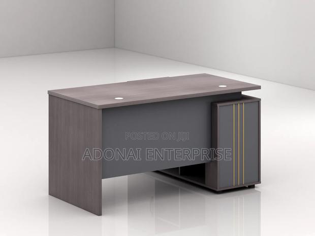 Modern Executive Desk 1.4 AQW34 · Photo 2