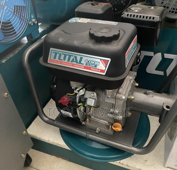 TOTAL Gasoline Concrete Vibrator 5.5HP (Claw Type) · Photo 4