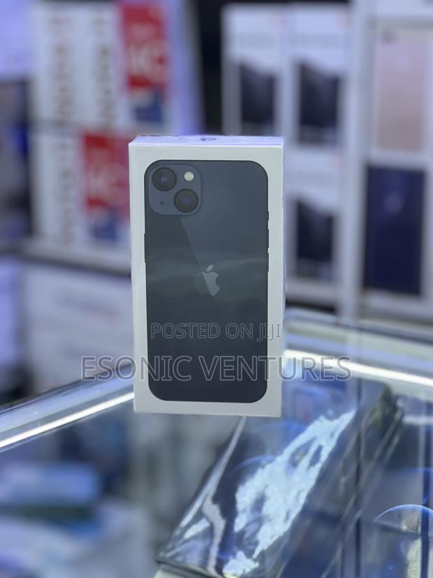 New Apple iPhone 13 128 GB Black
