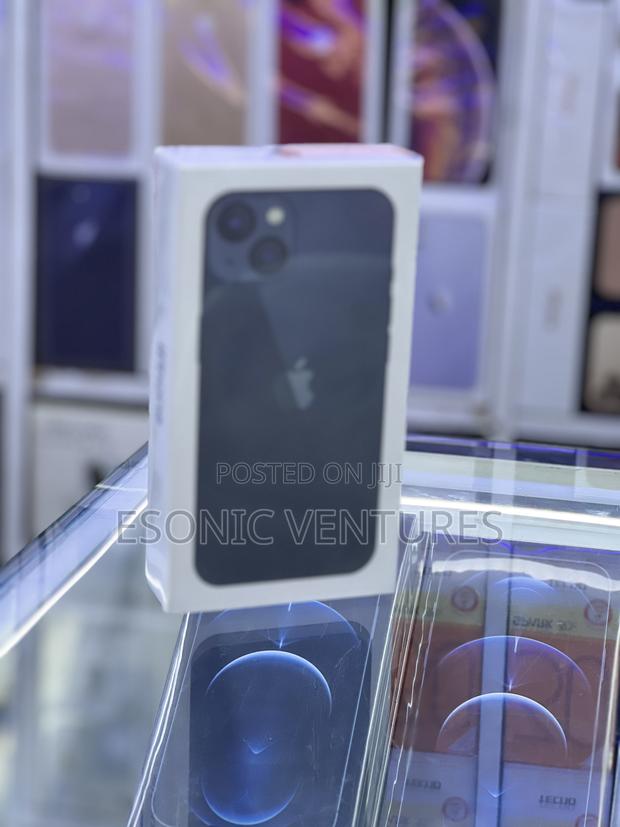 New Apple iPhone 13 128 GB Black photo 2