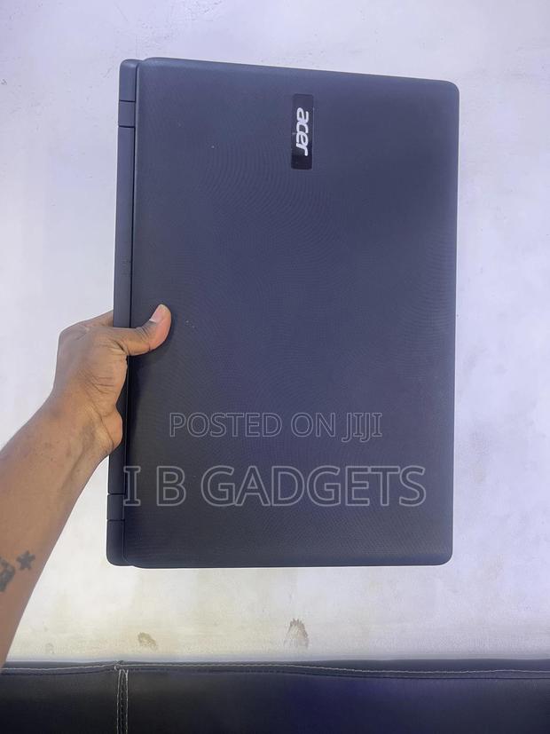 Laptop Acer Aspire E15 4GB Intel Pentium HDD 500GB
