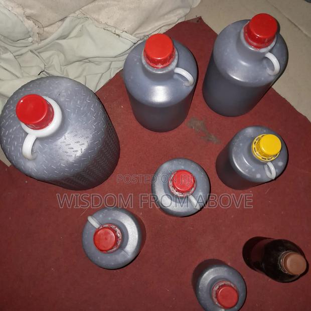 Undiluted Bees Village Honey It's Pure Bees Honey Kwahu Tafo · Photo 2