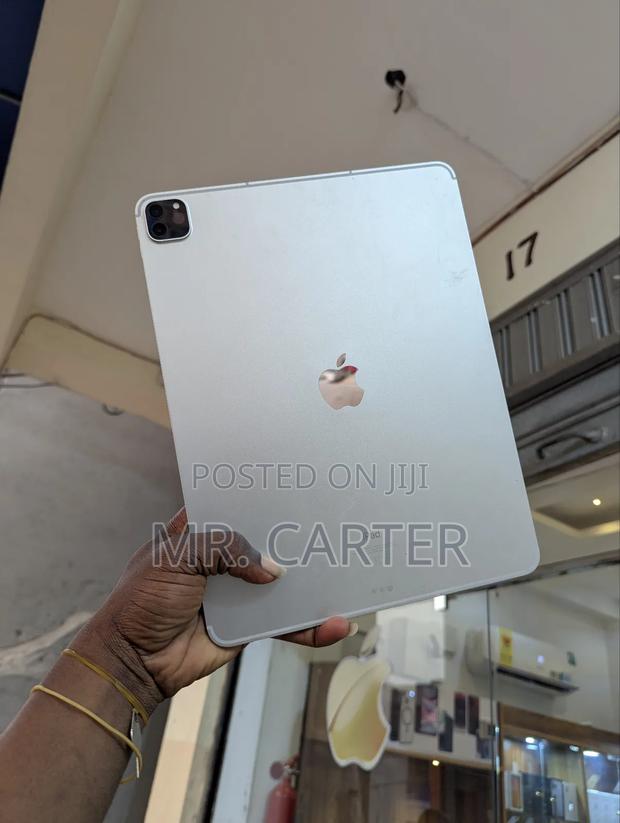 New Apple iPad Pro 12.9 (2021) 128 GB Gray photo 5