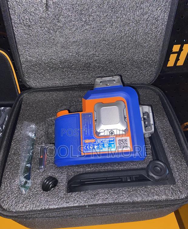 Wadfow Cordless 3D Laser Level 12V · Photo 3