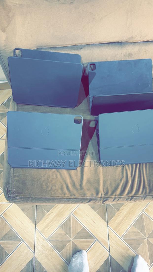 Apple Magic Keyboard for 12.9 Inches iPad Pro photo 3