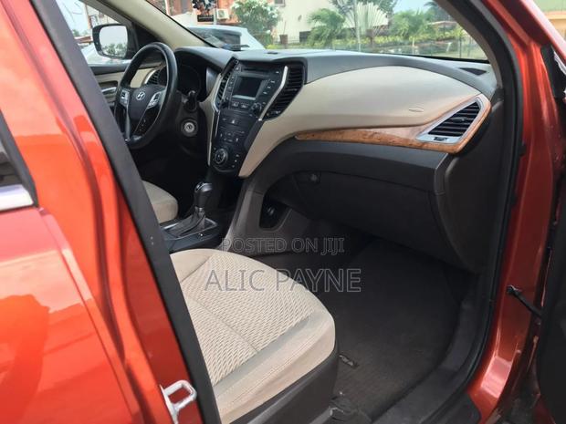 Hyundai Santa Fe SE AWD 2016 Red