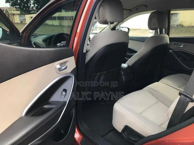 Hyundai Santa Fe SE AWD 2016 Red