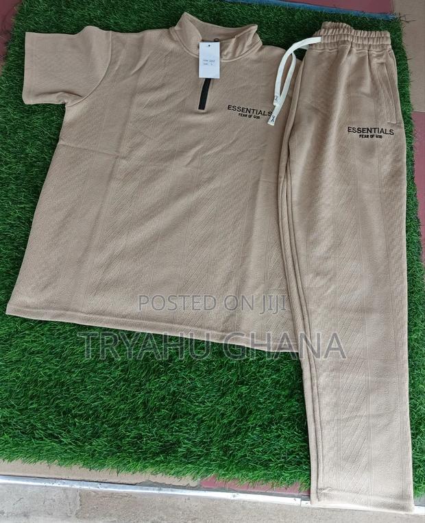 Breathe Easy in Essentials Khaftan Styles · Photo 4