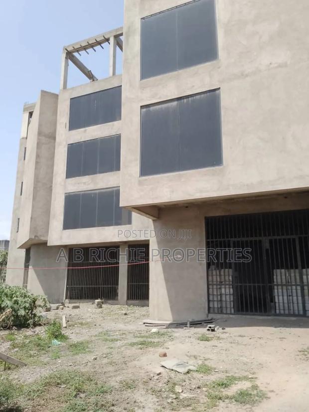 Commercial Office Space for Sale Is $1.6m Usd · Photo 2