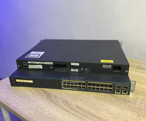 Cisco Catalyst Ethernet Switches 2960 Series · Photo 4