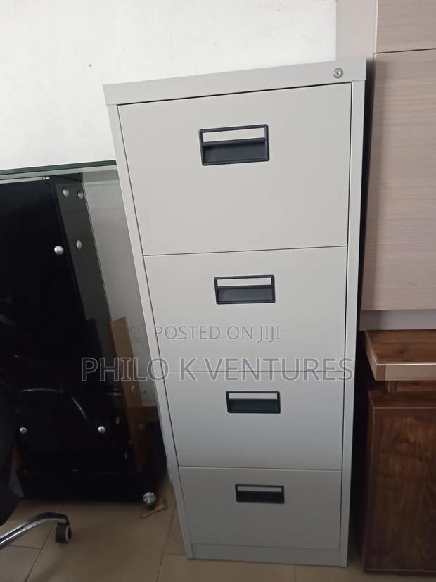 Hostel Reception Area Cabinet · Photo 2