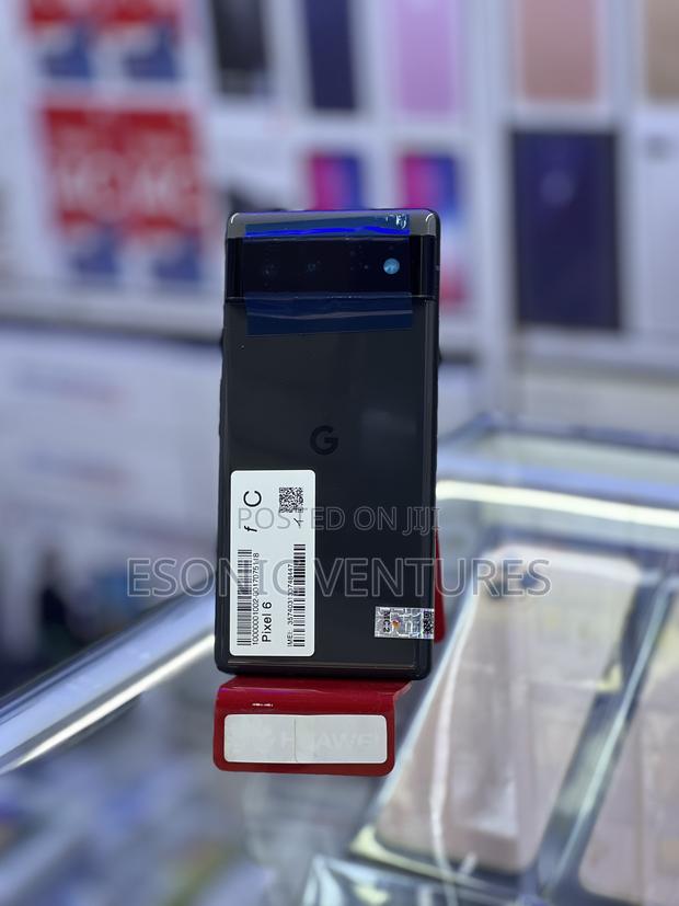 Google Pixel 6 128 GB Black photo 2