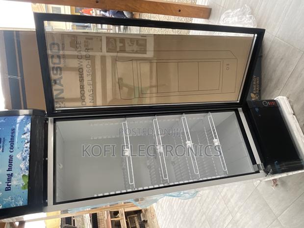 Nasco 298l Commercial Beverage Refrigerator With Led Lights · Photo 3