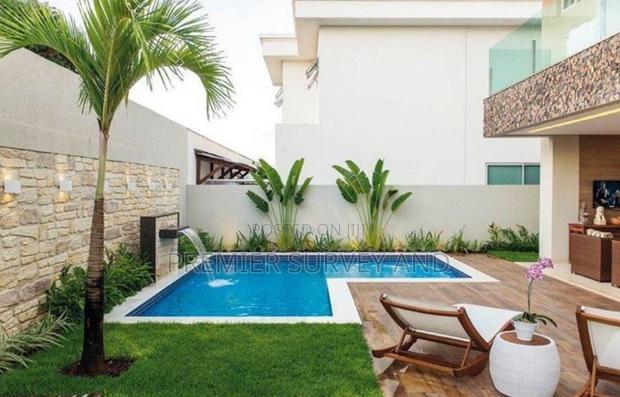 Swimming Pool Designs for Your Backyard · Photo 3