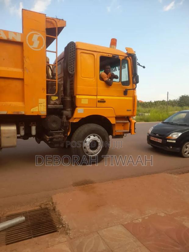 2021 Shacman Dumptruck F3000 · Photo 2