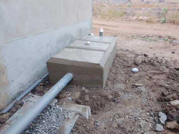 Biofil Toilet Espert in Installation. · Photo 2