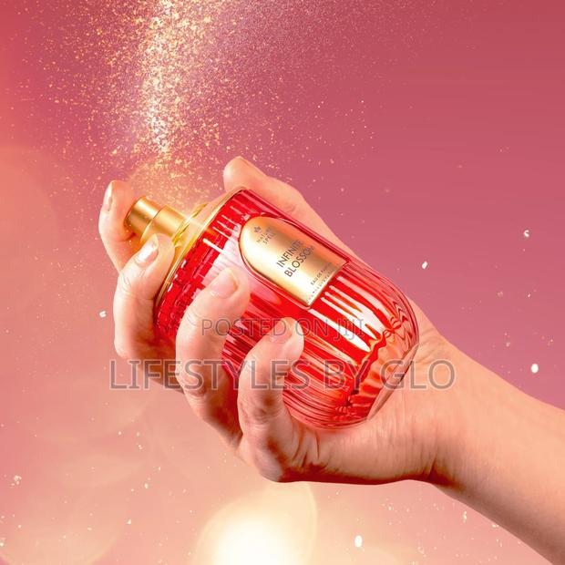 Infinite Blossom Perfume Eau De Parfum · Photo 4