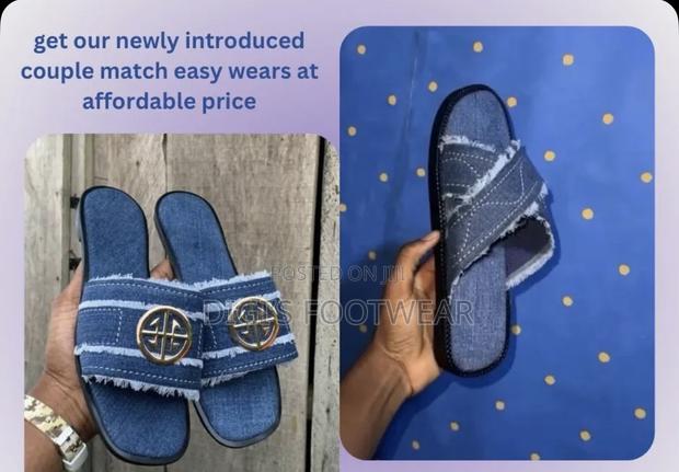 Perfect Couple Jeans Slippers Package · Photo 3