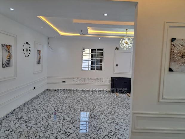 6bdrm House in Kb Properties, Spintex for rent · Photo 3
