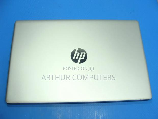 Laptop HP Pavilion 17 8GB Intel Core I5 SSD 256GB photo 2