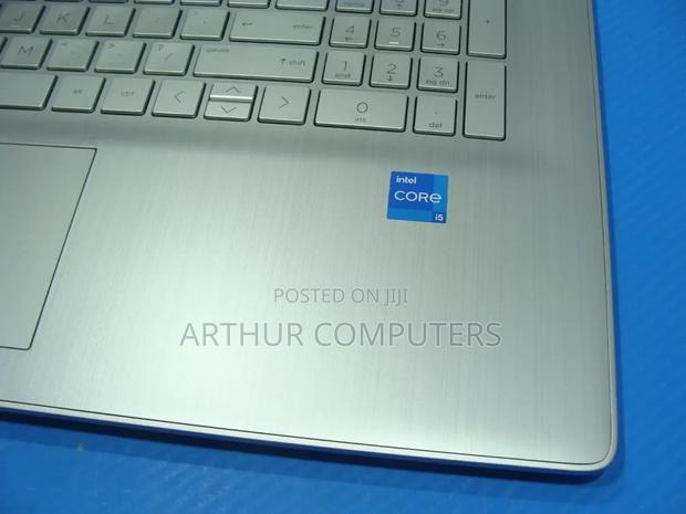 Laptop HP Pavilion 17 8GB Intel Core I5 SSD 256GB photo 3