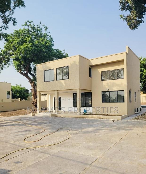 4 Bedrooms With 2 Bedrooms Bq, Cantonments, $6500/Month · Photo 3