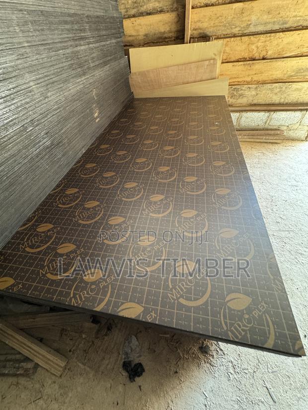 Premium Five Star Marine Plywood / 18mm · Photo 2